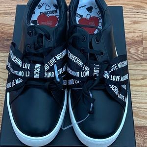 Love moschino sneakers